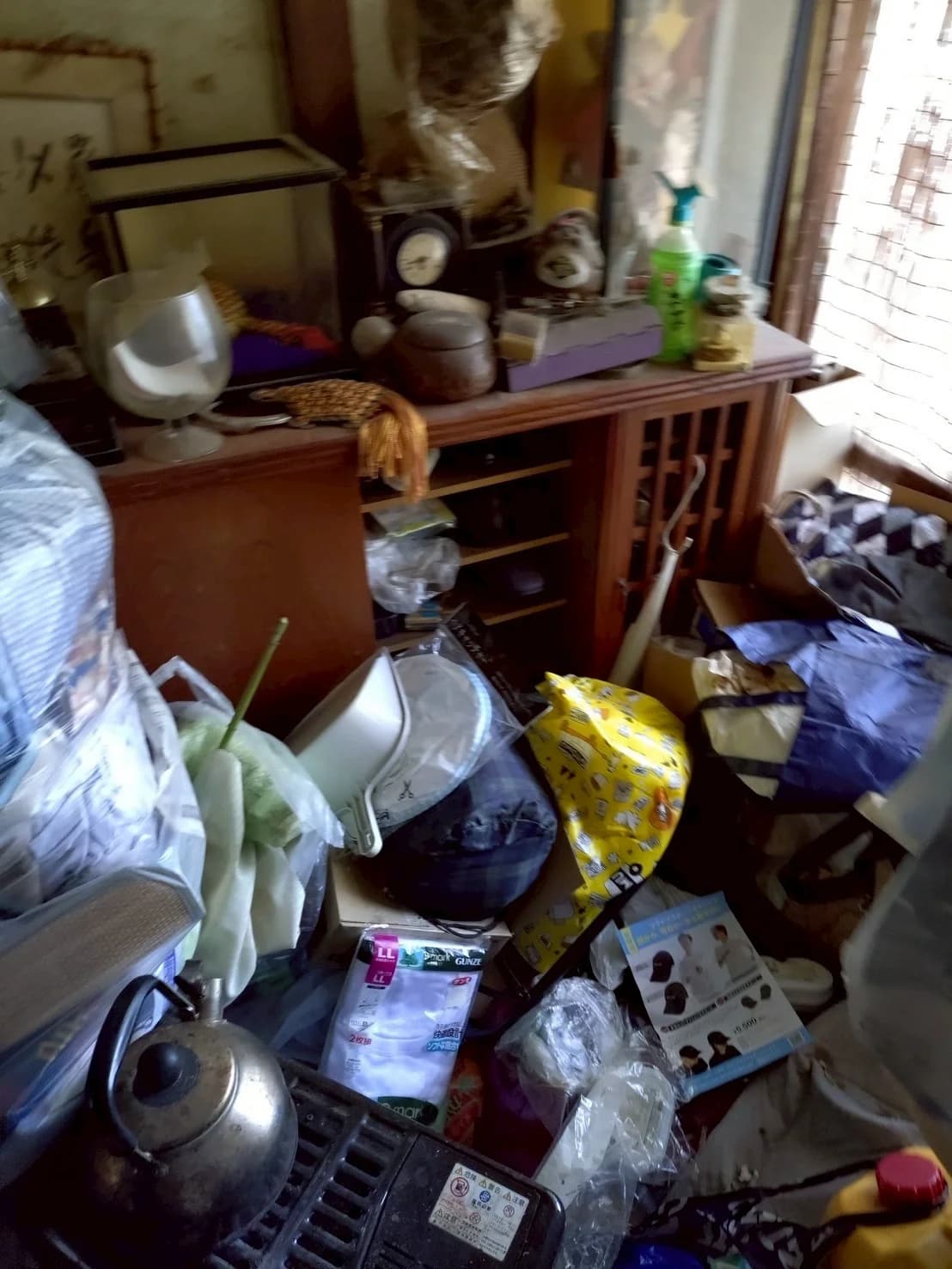遺品整理の作業前の様子 2